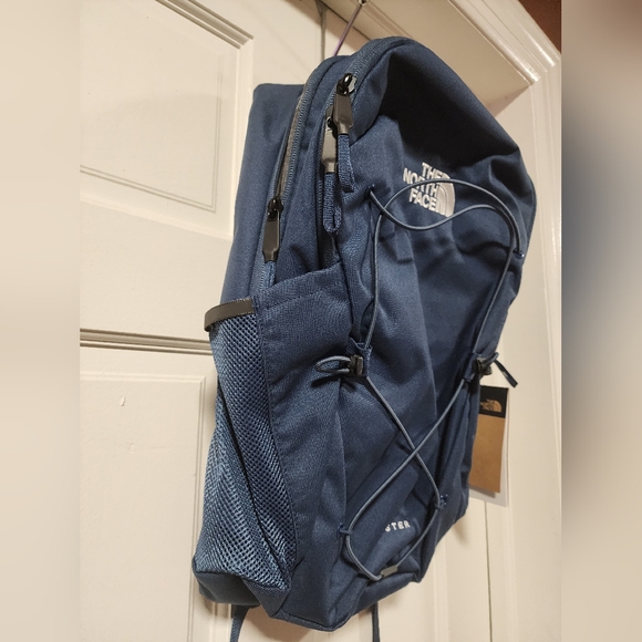 The North Face Men's Navy Backpack - Picture 2 of 10